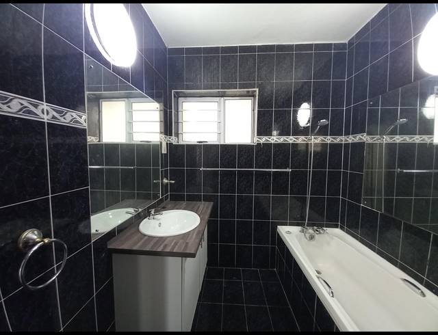 3 BEDROOM APARTMENT RENTED IN HUMEWOOD